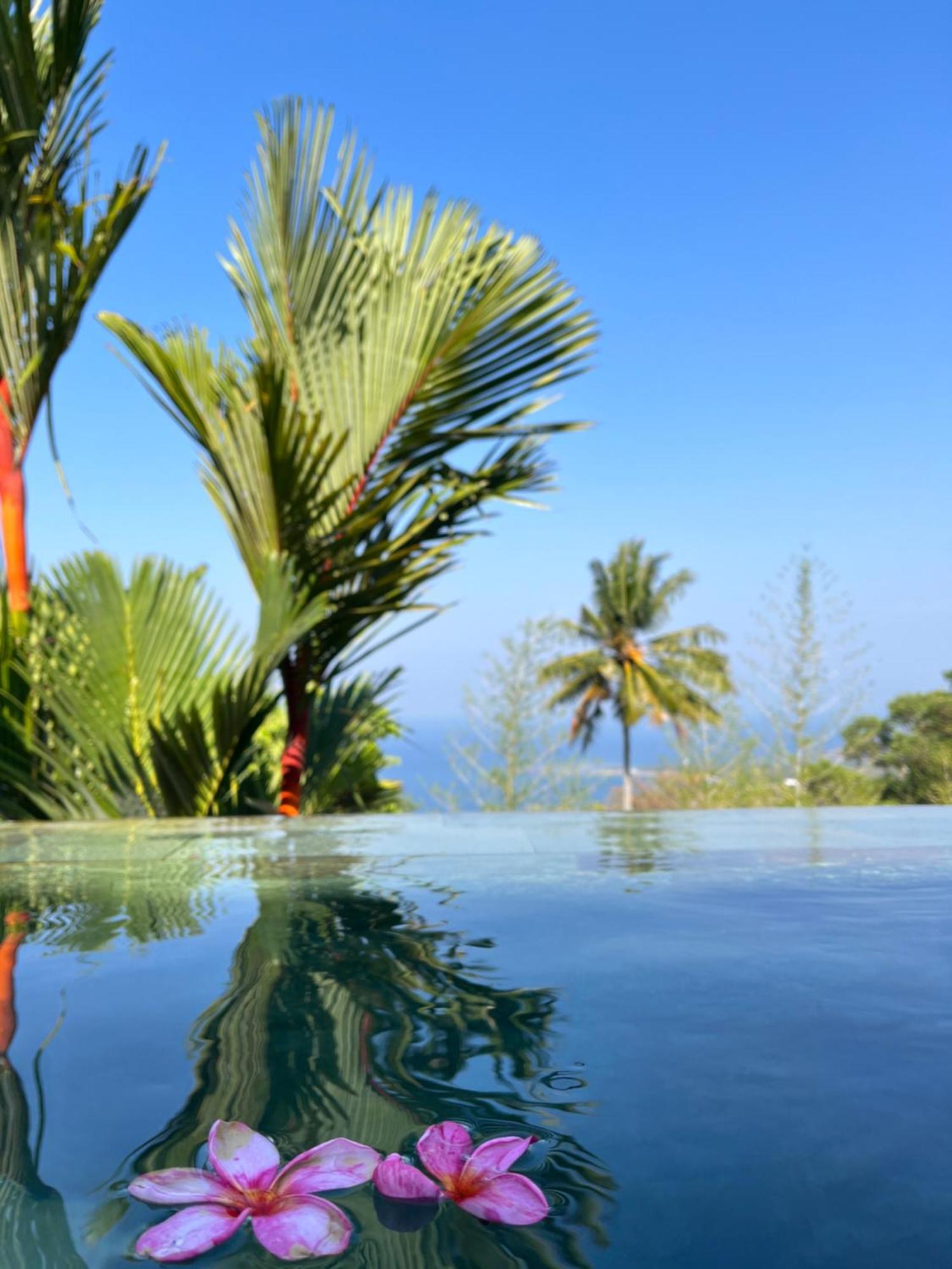 The Puncak Lombok Hotel เซงกีกี ภายนอก รูปภาพ